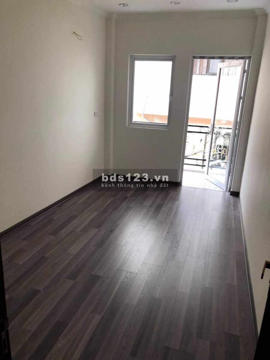 Nhà đẹp ngõ 29 Cẩm Văn, ngõ nông DT 42m2 thiết kế 4 tầng, mt 3m giá chỉ 3,75 tỷ
