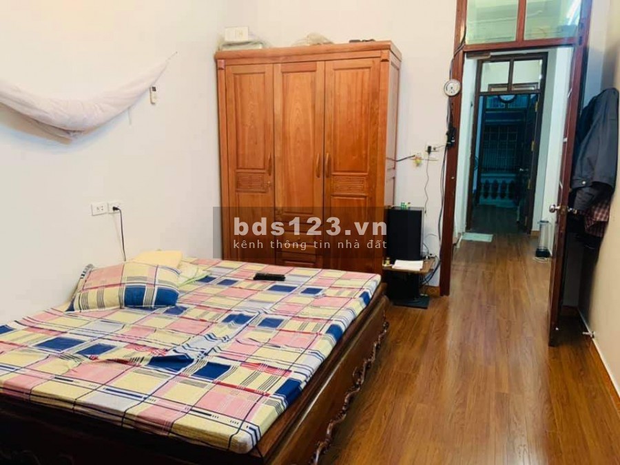 Âu Cơ 60m2x3Tx2.6MT. Ngõ to như phố, ôtô đỗ cửa. Giá 2.5 tỷ.