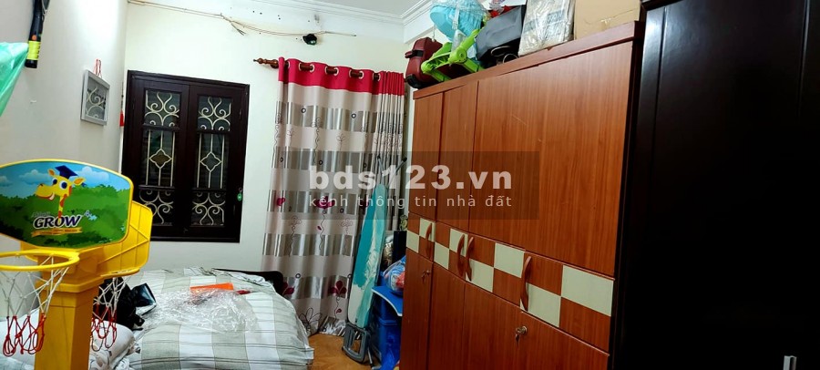 Bán nhà Lò Đúc vị trí trung tâm, ngõ rộng, diện tích lớn 49m 5 tầng 4,1 tỷ
