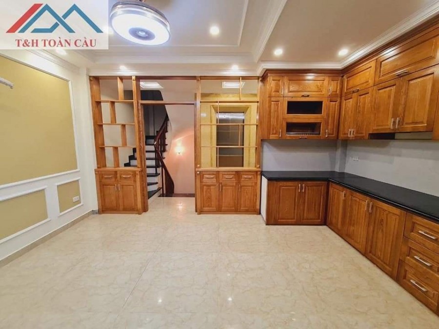 Bán nhà phố Trung Kình, gara ô tô thang máy, dt 402m, mt 5m, giá bán 10.3 tỷ
