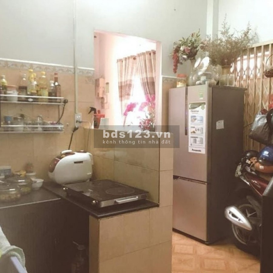 Ba bước ra mặt tiên Phú Nhuận, hẻm xe hơi đỗ cửa, lô góc thoáng mát, giá chỉ 5.2 tỷ