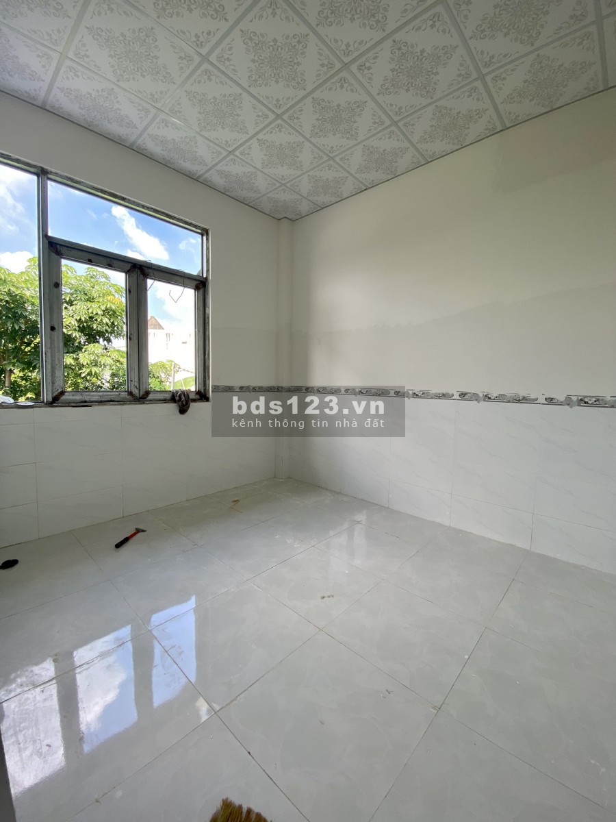 Bán nhà lầu gần chợ Trảng Dài Biên Hoà diện tích 5x12m giá 1tỷ 350