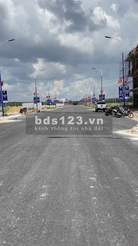 Nguồn kín TP mới, đối diện cổng Visip 2 DT 80m2 giá chỉ 780 triệu