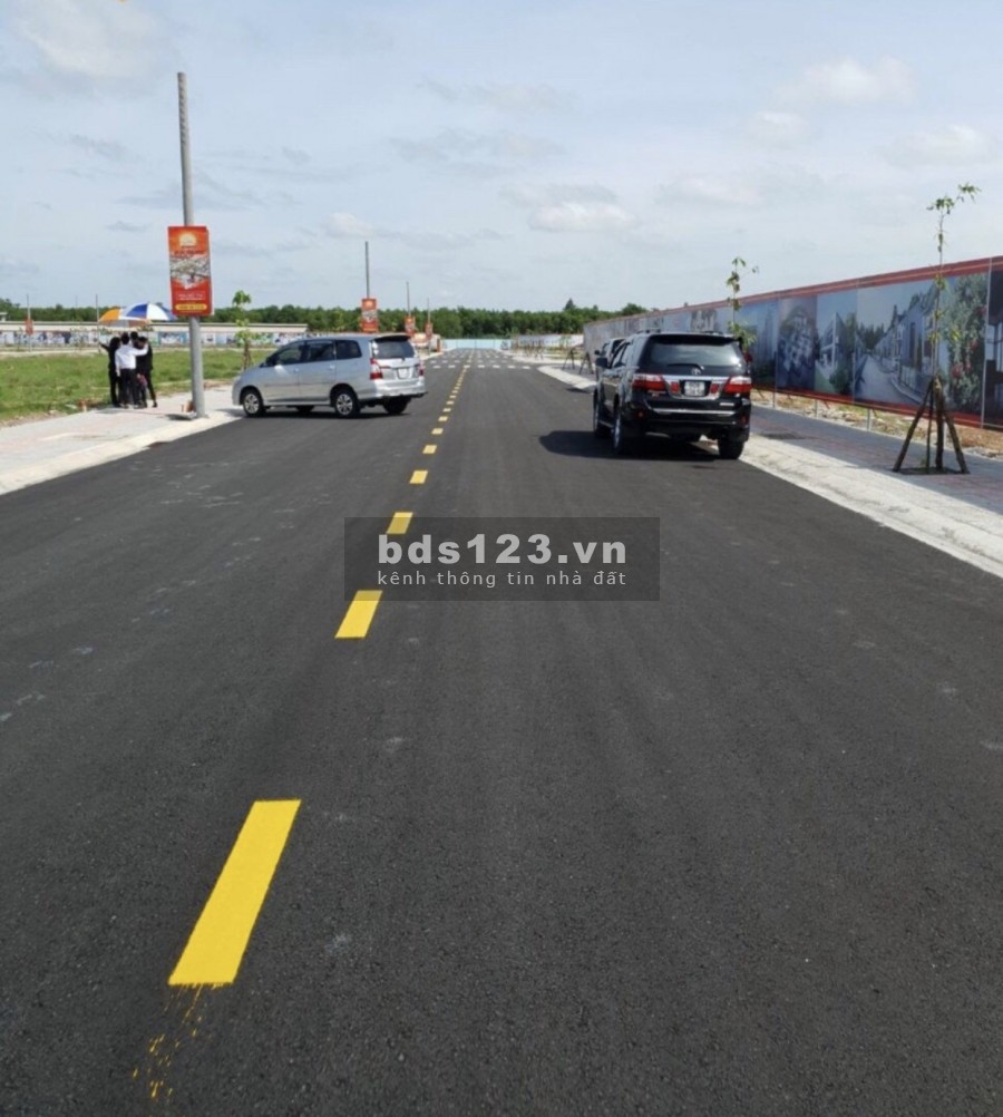 Đất nền Long Nguyên sổ hồng riêng, giá bán 825 triệu, chiết khấu cao, lhcc