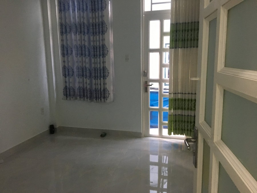 Cần bán nhà nguyên căn mới đẹp nở hậu tài lộc dọn vào ở ngay giá tốt, lhcc