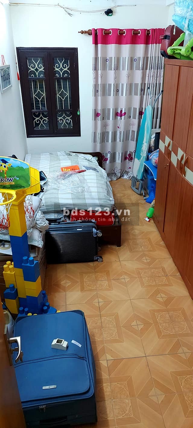 Bán nhà Lò Đúc vị trí trung tâm, ngõ rộng, diện tích lớn 49m 5 tầng 4,1 tỷ