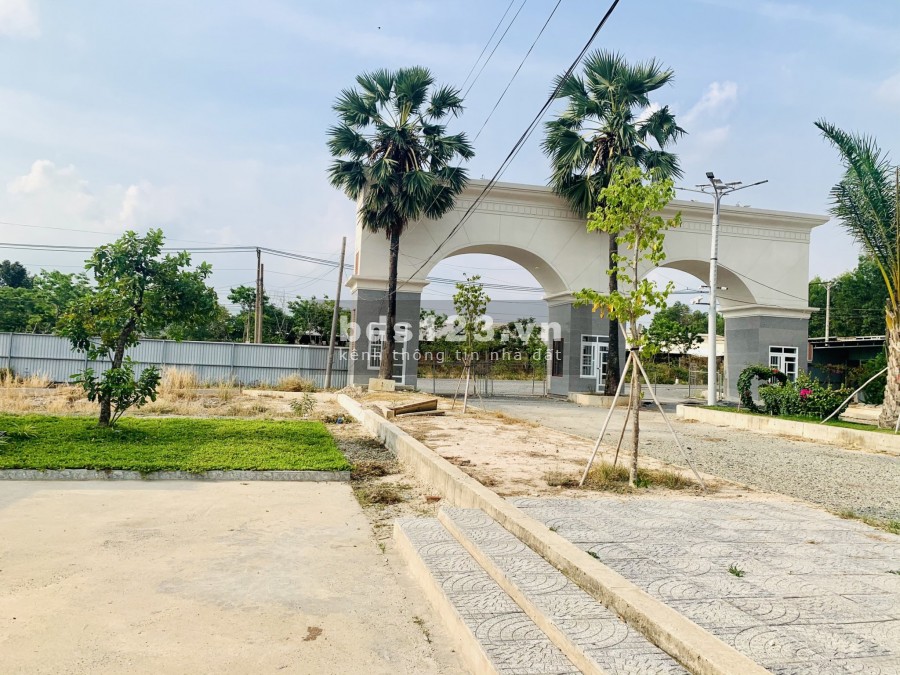 Cần bán gấp đất nền thổ cư giá nội bộ cực rẻ tại TX Phú Mỹ, BR-VT, giáp sân bay Long Thành