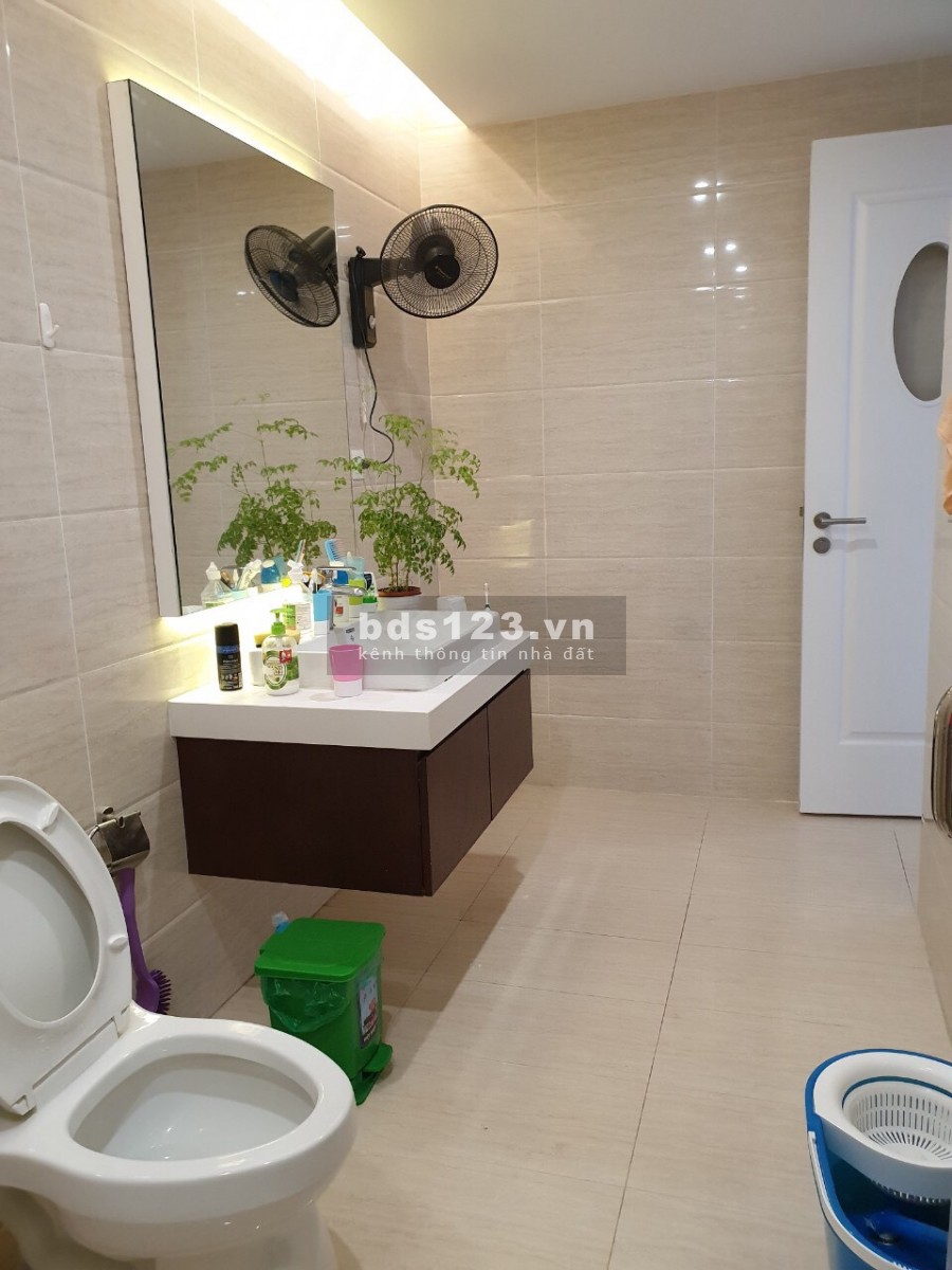 Bán căn góc 2 mặt thoáng dt 128m2, 4PN Imperia Garden liên hệ 0362936504
