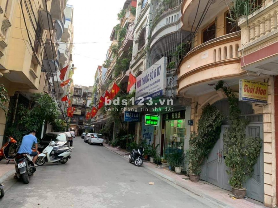 Cần bán gấp nhà phân lô khu vip thanh xuân, kinh doanh siêu đỉnh, đường ôtô tránh