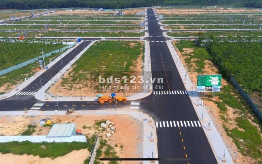 Bán gấp Lô Đất diện tích 64m2 Quốc Lộ ĐT 741 ngay KCN Visip2