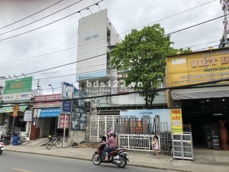 Bán nhà mặt tiền Hà Huy Giáp, Quận 12. DT: 8×26m, trệt, 2 lầu, giá 20 tỷ