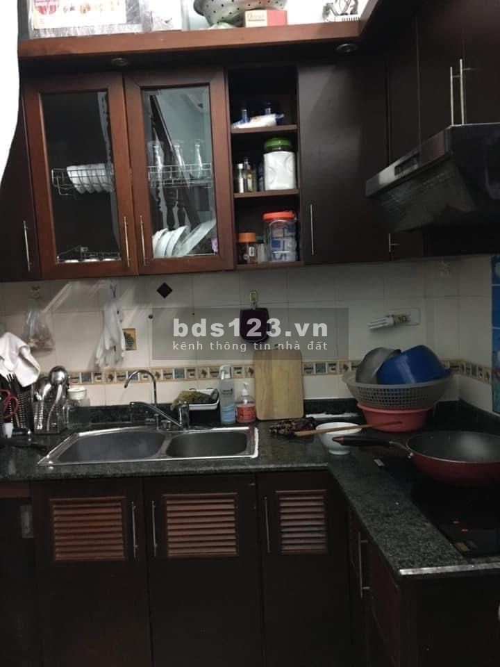 Bán nhà phố 8-3 dt 23m2, 4 tầng khung cột chắc chắn, giá 2.05 tỷ lh 0916010180