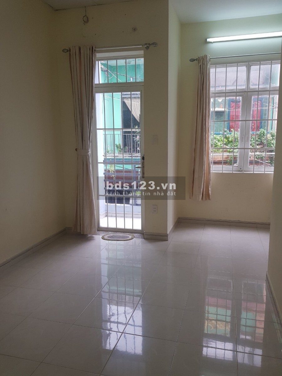 Thuê nhà nguyên căn Quận Tân Phú, khu vực yên tĩnh