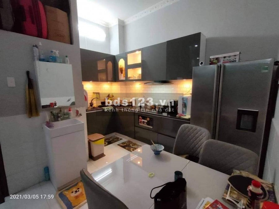 Bán Nhà Đẹp Ngô Gia Tự, P9, Q10, Giá rẻ, 42m2 chỉ 5.2 tỷ 0982245779