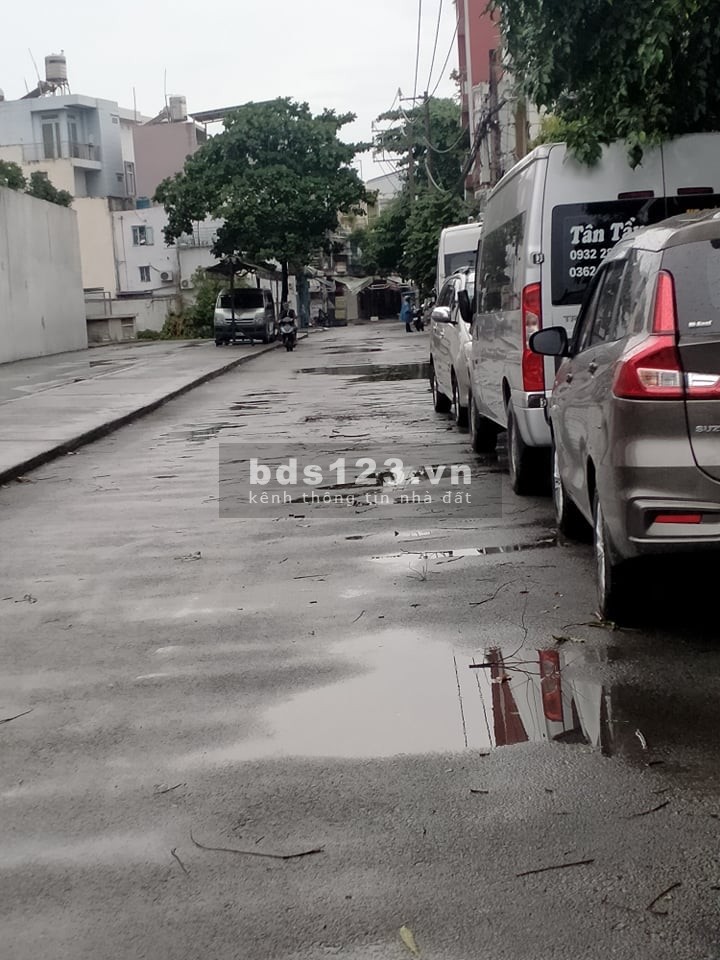 Bán Gấp Xe Hơi Đậu Quanh Nhà dt 65m2 Tân Sơn Nhì, Tân Phú, giá 5.2 tỷ