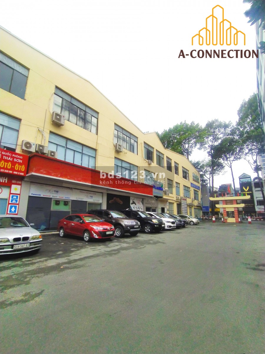 Cho thuê văn phòng toà nhà văn phòng Vincom đường 3/2, Quận 10, giá 282 nghìn/m2