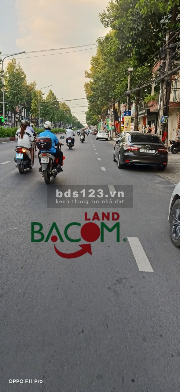 Bán nhà mặt tiền đường Nguyễn Ái Quốc, Tân Tiến, dt 220m2, giá chỉ 13.5 tỷ