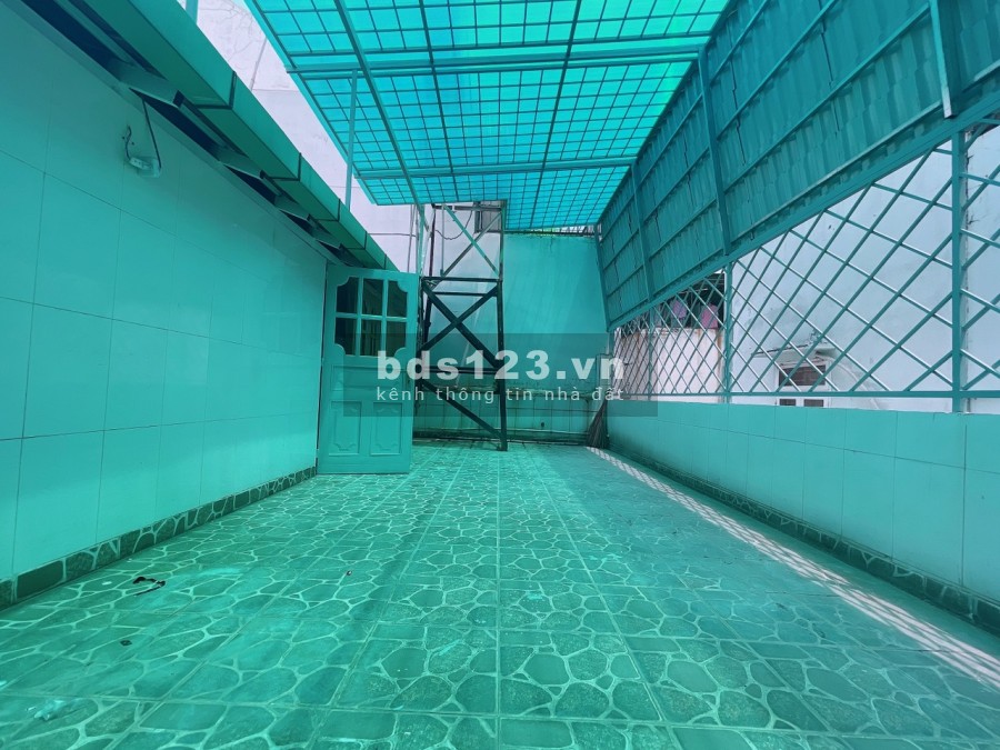 Bán biệt thự góc 2 mặt tiền đường Nguyễn Oanh, giá bán 23.9 tỷ, lh 0762 093 317