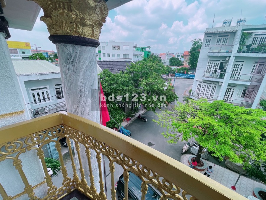 Bán biệt thự góc 2 mặt tiền đường Nguyễn Oanh, giá bán 23.9 tỷ, lh 0762 093 317