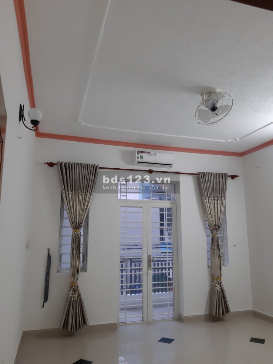 Nhà phố đẹp 2 lầu hẻm xe hơi đường Phú Thuận, phường Phú Thuận, Quận 7