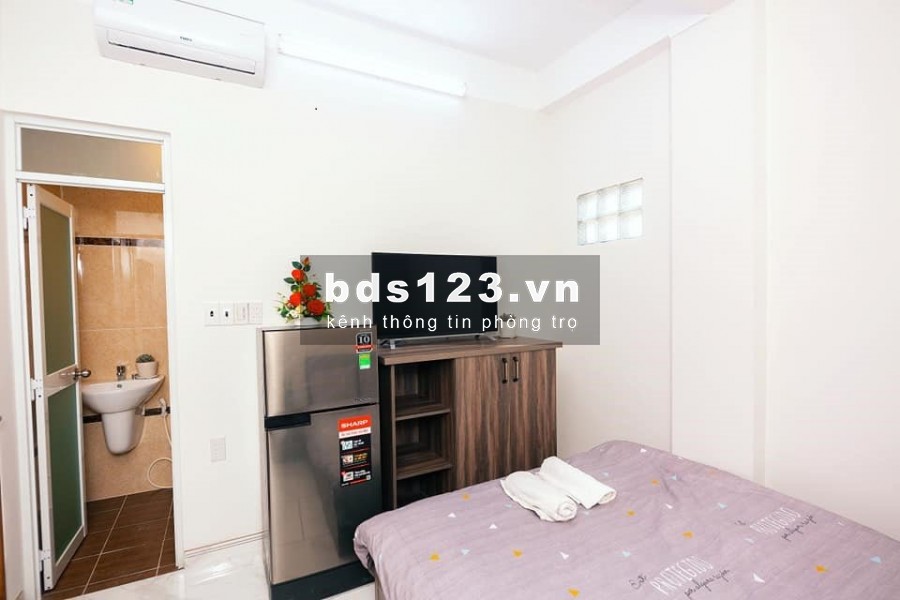 Phòng căn hộ dịch vụ cho thuê tân bình giá rẻ mùa dịch, giá 2.3 triệu/tháng