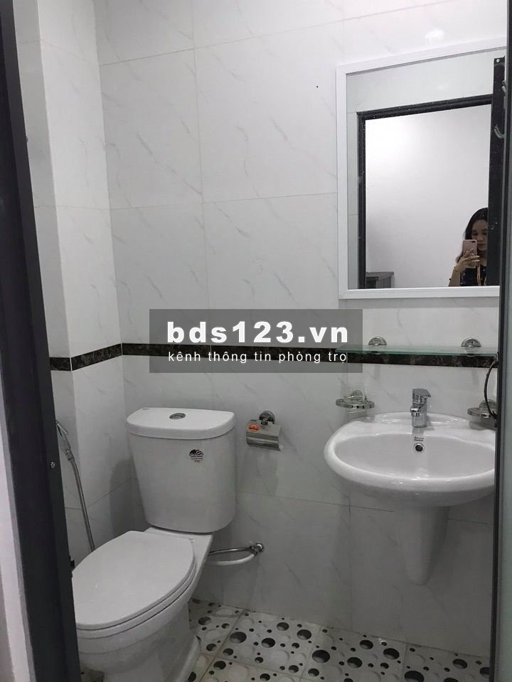 Phòng căn hộ dịch vụ cho thuê tân bình giá rẻ mùa dịch, giá 2.3 triệu/tháng