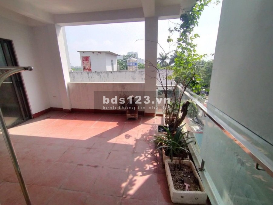 Dt 72m2, 3 tầng 4 pn, có siêu phẩm nhà đẹp Hà Đông ở ngay, phân lô vỉa hè ô tô tránh