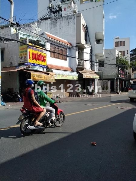 Nhà bán mặt tiền Lê Bình tiện kinh doanh giá bán 10 Tỷ