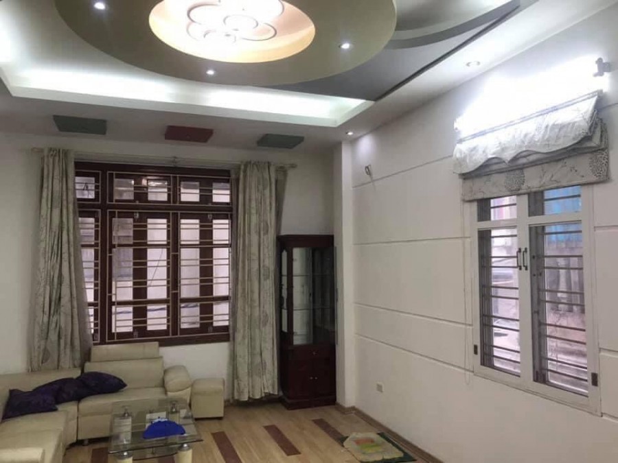 Xã Đàn dt 35m2, 6 tầng đúc, mt 4m, giá 4.8 tỷ, 3 pn, an sinh đỉnh, ô tô 3 bước ra mặt phố