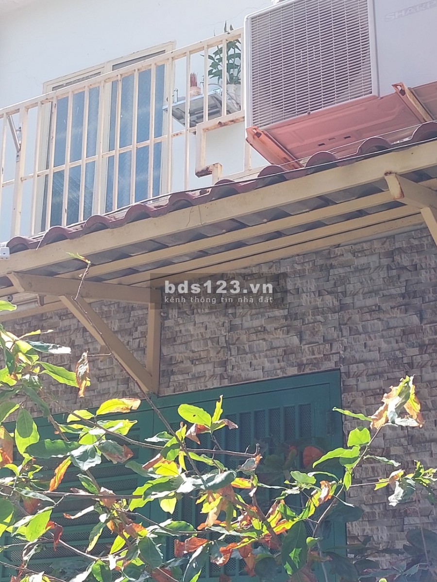 Xe tải tới nhà căn nhà rẻ nhất hẻm Vườn Điều Quận 7, dt 50m2, giá 4.35 tỷ