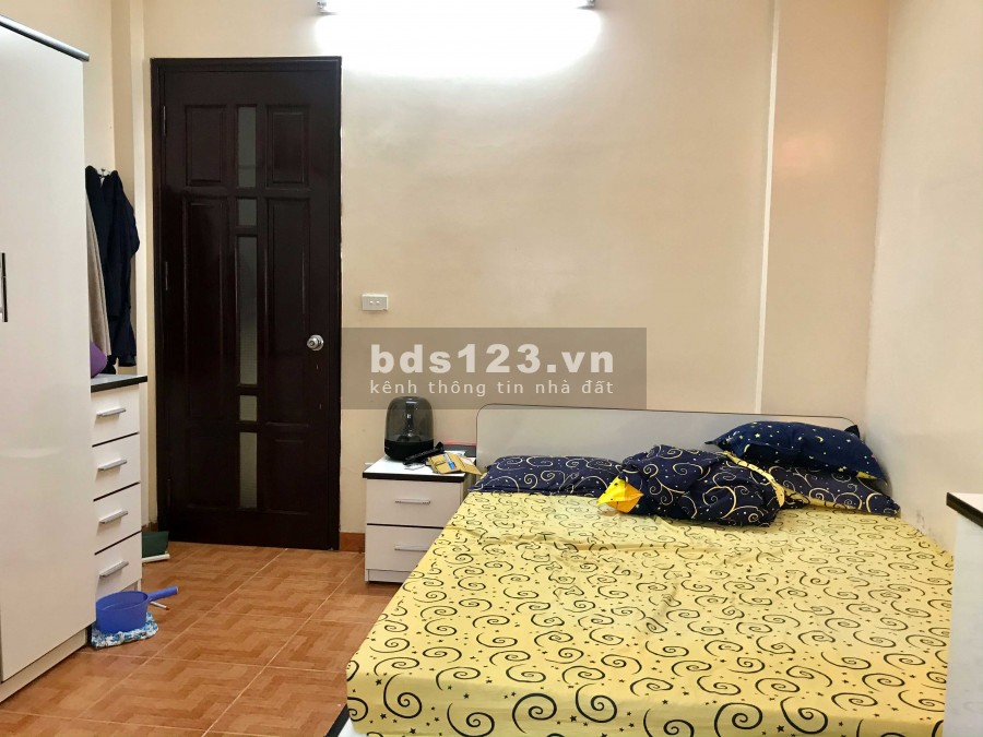 Bán nhà Đường Láng, Ngã Tư Sở, 36m2x5T, 4 phòng ngủ, chỉ 3.3 tỷ