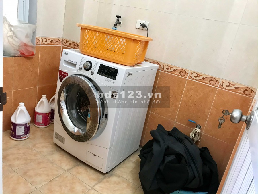 Bán nhà Đường Láng, Ngã Tư Sở, 36m2x5T, 4 phòng ngủ, chỉ 3.3 tỷ
