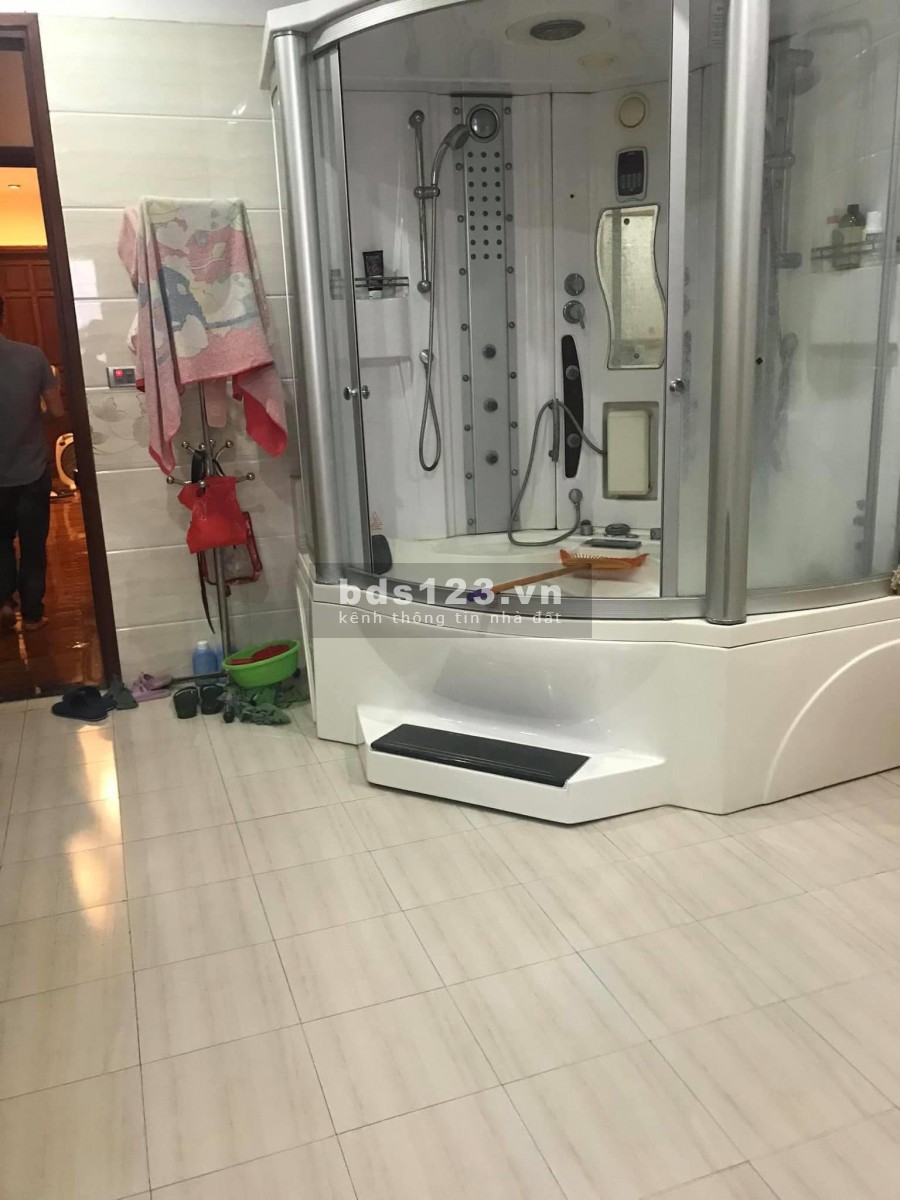 Bán nhà đường Láng p.Láng Thượng Quận Đống Đa. DT 60m X 5 Tầng Giá 6.3 tỷ, vị trí đẹp, gia đầu tư