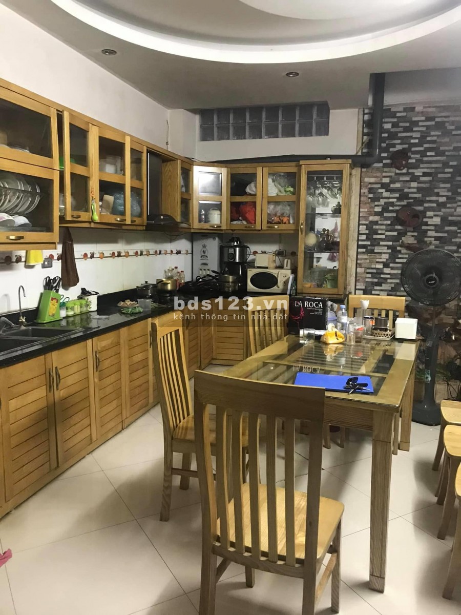 Bán nhà đường Láng p.Láng Thượng Quận Đống Đa. DT 60m X 5 Tầng Giá 6.3 tỷ, vị trí đẹp, gia đầu tư