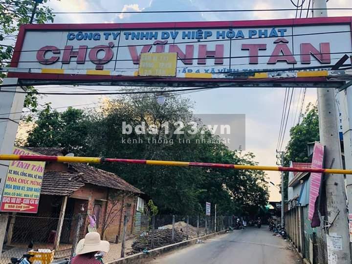 Em còn 1 lô 100m2 ngay chợ Vĩnh Tân, kinh doanh bán quán tốt