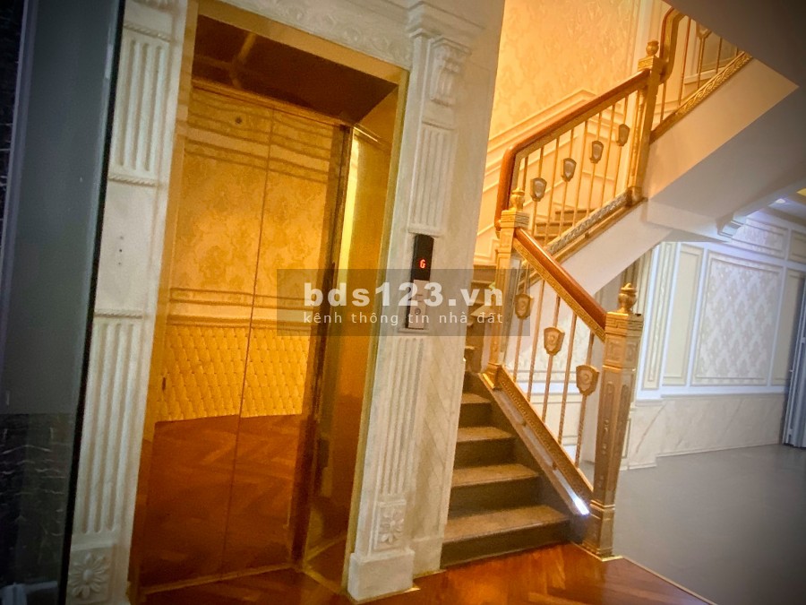 Bán nhà biệt thự 105m2 có thang máy Lê Bình Phường 4 Tân Bình