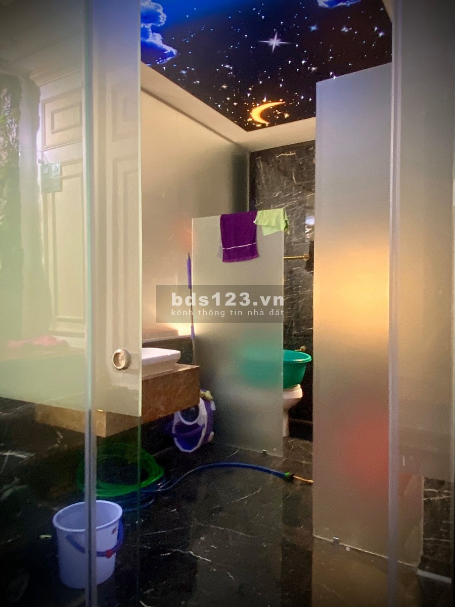 Bán nhà biệt thự 105m2 có thang máy Lê Bình Phường 4 Tân Bình