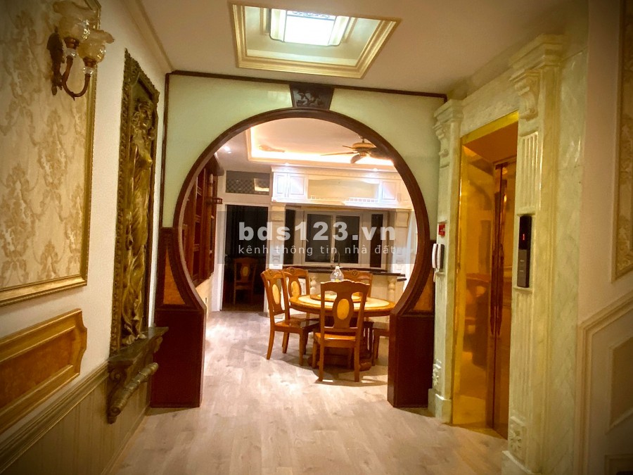 Bán nhà biệt thự 105m2 có thang máy Lê Bình Phường 4 Tân Bình