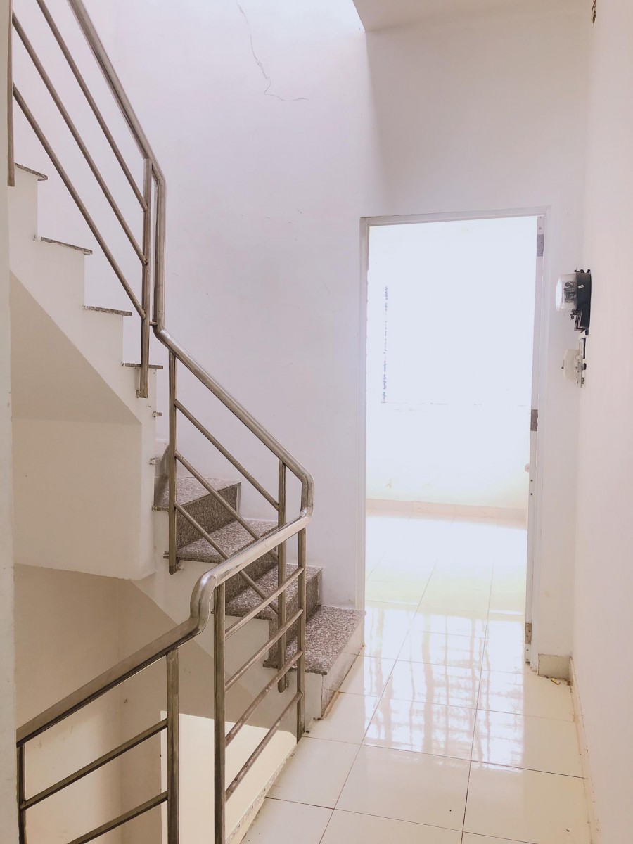 Bán nhà Phan Xích Long Phú Nhuận, dt 37m2, nở hậu, chỉ 4.8 tỷ, lh 037.6966.383