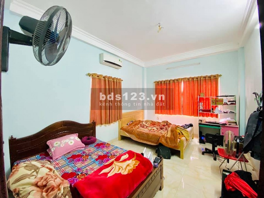 Bán nhà Tân Triều lô góc 3 mặt tiền, lh 0904601503, sổ đẹp hoa hậu