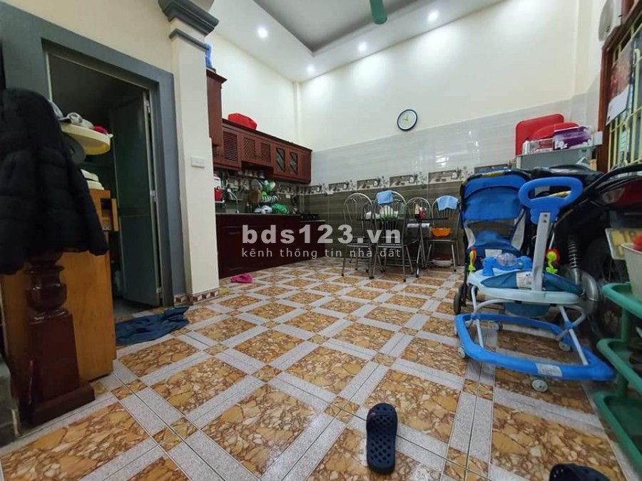 Bán nhà Bùi Xương Trạch, siêu phẩm, ô tô lô góc 3 mặt thoáng, giá 3.9 tỷ