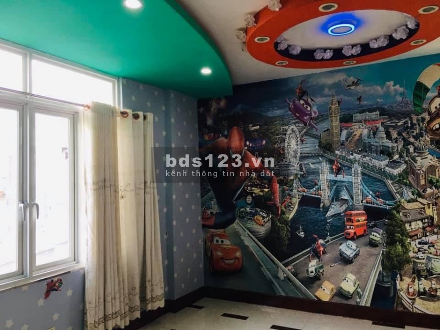 Nhà Liên Tỉnh 5 ngay sát Cầu Nhị Thiên Đường Quận 8 diện tích 81m2.