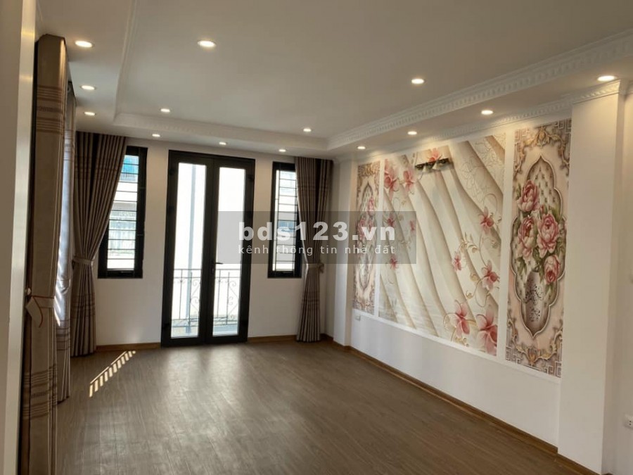 Bán gấp nhà Mặt phố 57m 5T lô góc tại Đại Mỗ kinh doanh giá chỉ 7 tỷ. 0975626023