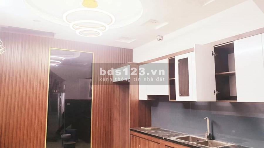 Bán nhà Cầu Giấy Ba gác đổ cửa cách ô tô 40m, dt 30m2, 5 tầng, giá 3.45 tỷ, lhcc