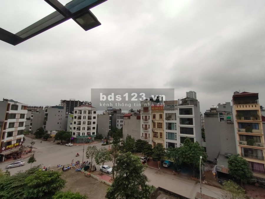 Nhà liền kề Văn Khê, 6 tầng, thang máy, nội thất xịn, hiệu suất cho thuê cao, kinh doanh chỉ 12 tỷ
