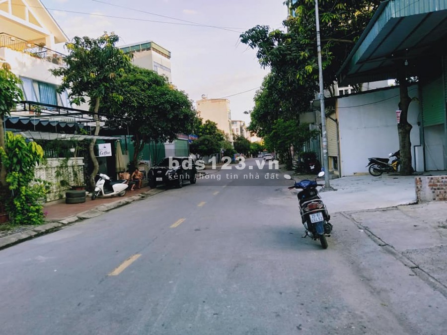 Trâu Quỳ đất đấu giá khu 31ha sát ngay khu biệt thự liền kề, dt 110m2 giá 7.9 tỷ