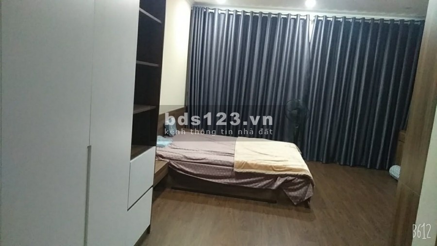 Bán tòa nhà mặt phố Phạm Văn Đồng 8 tầng,2 mặt tiền rộng hơn 20m, giá 39 tỷ LH 0968990560
