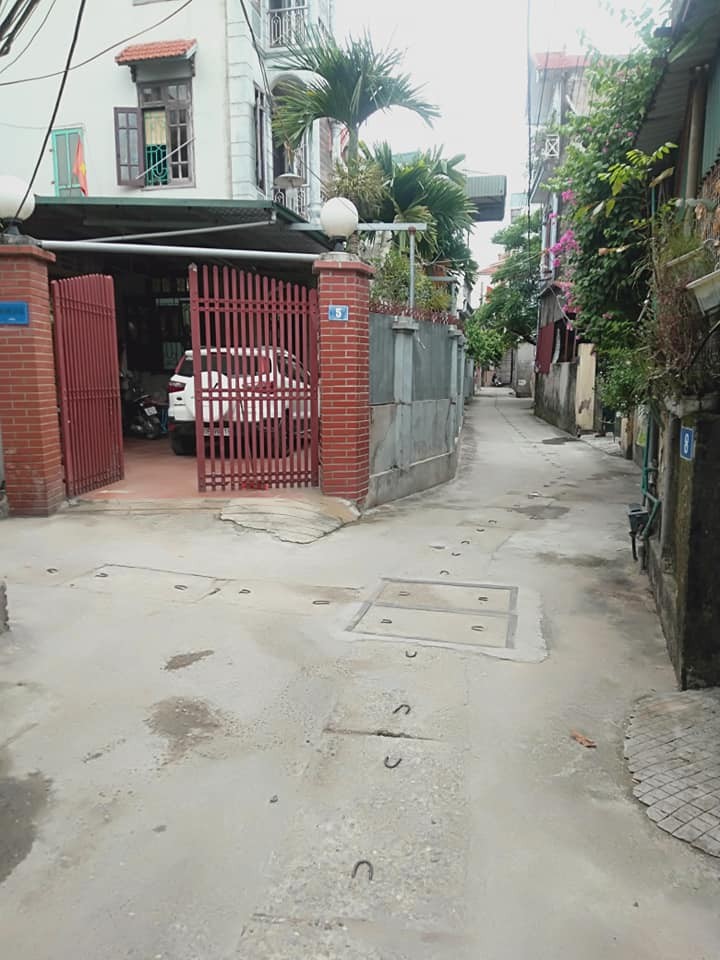 Ban nhà phố Quang Trung Hà Đông dt 33m2, măt tiền 4m giá bán 1.6 ty, lh 0936862510