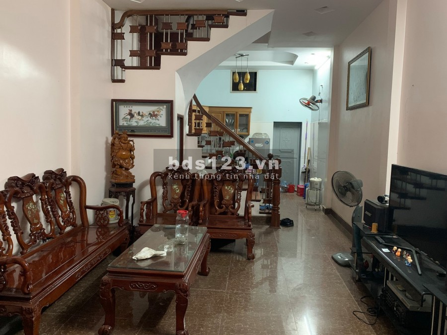 Cực nóng! Nhà phân lô quân đội Trần Vỹ, 2 mặt ngõ, gara, dân trí cao, 46m2, giá chỉ 6.5 tỷ