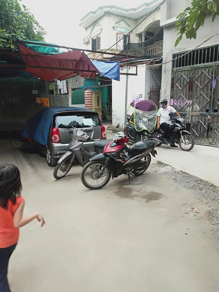 Ban nhà phố Quang Trung Hà Đông dt 33m2, măt tiền 4m giá bán 1.6 ty, lh 0936862510